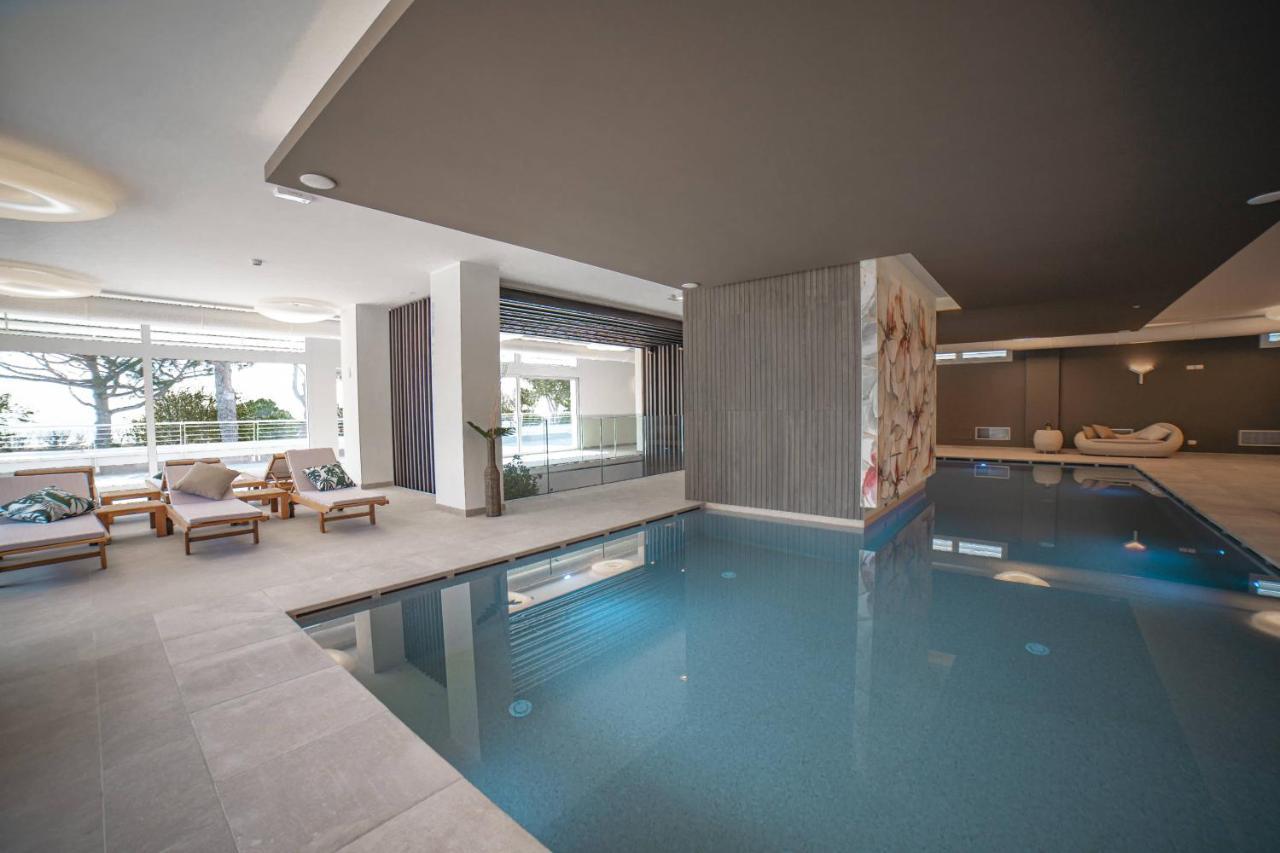 The Green Park Hotel Wellnessspa & Restaurant Кавалино-Трепорти Екстериор снимка