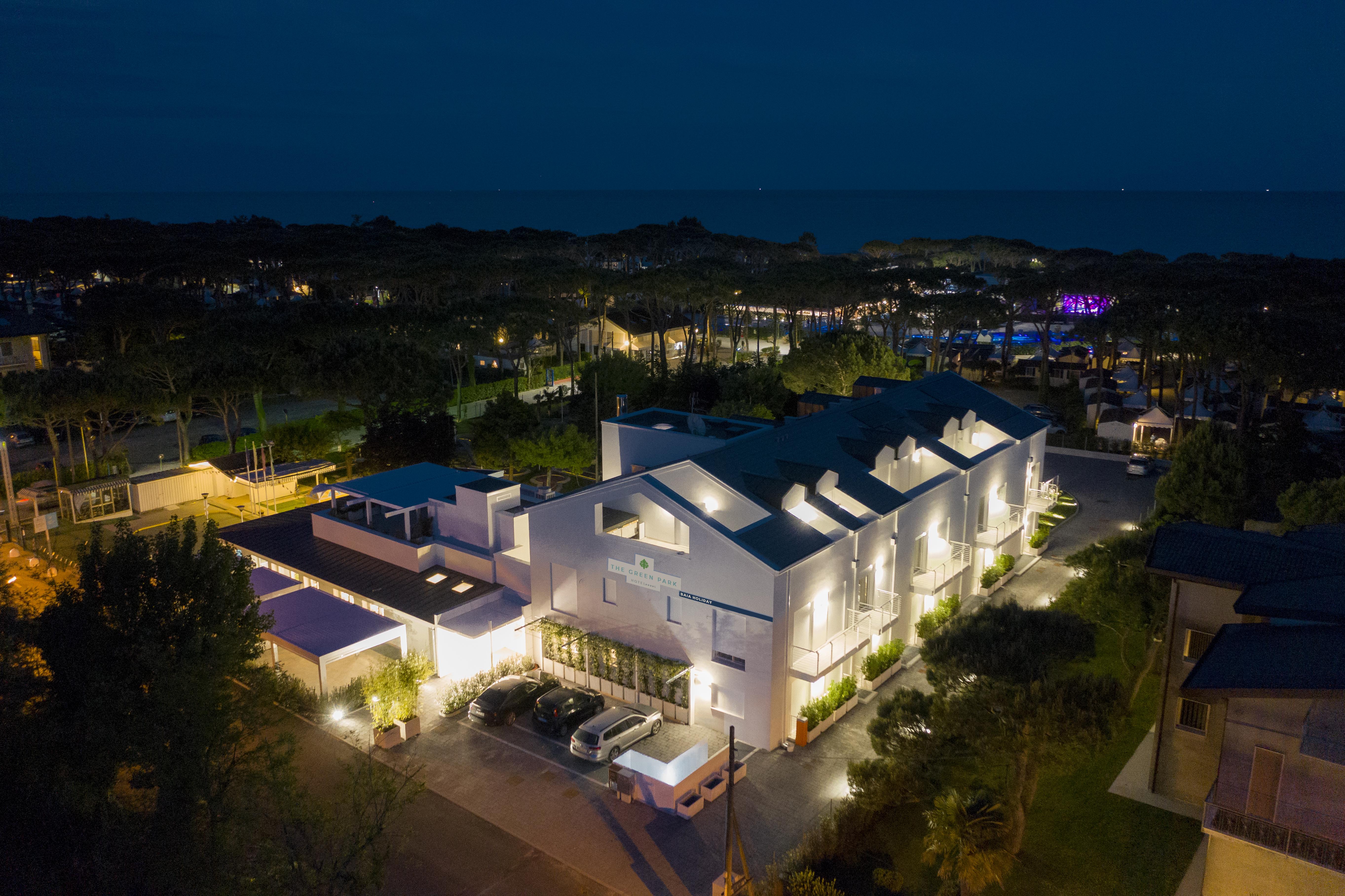 The Green Park Hotel Wellnessspa & Restaurant Кавалино-Трепорти Екстериор снимка