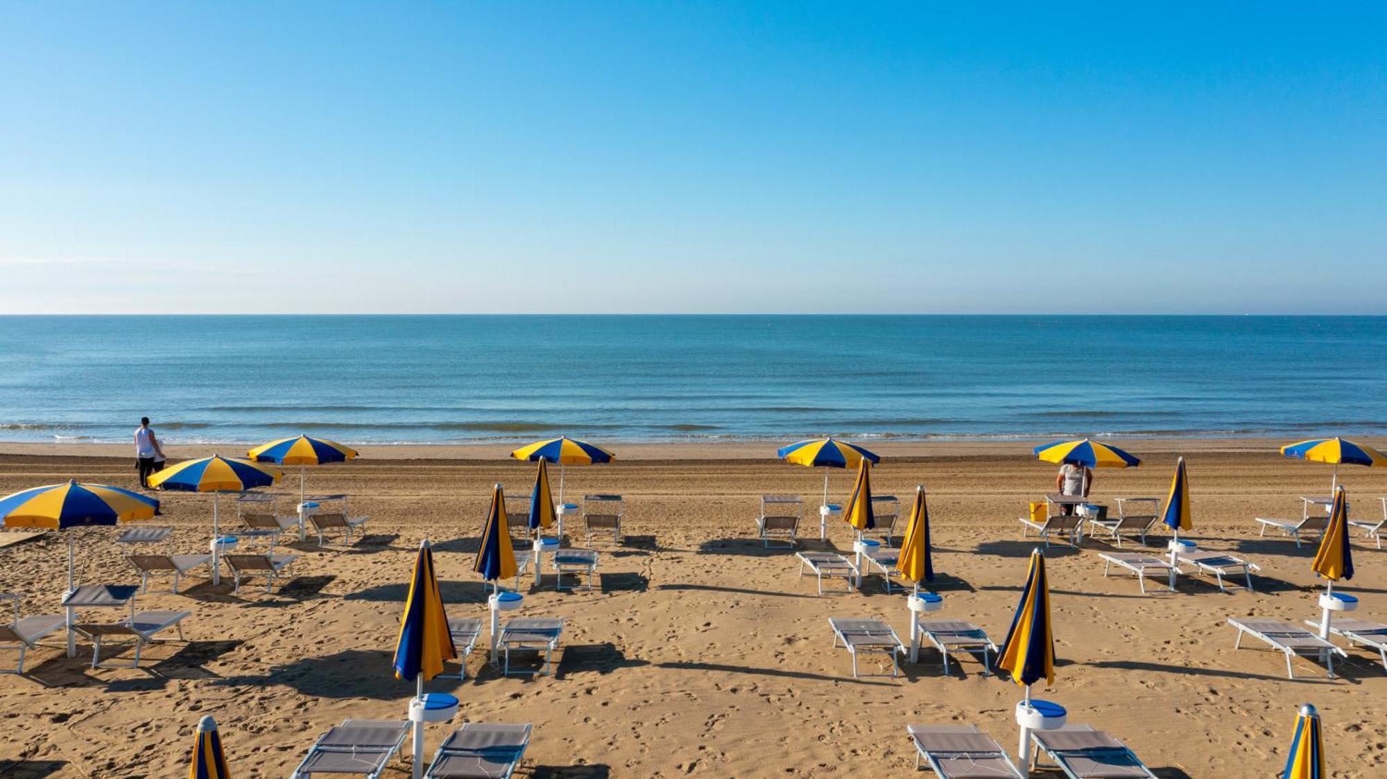 The Green Park Hotel Wellnessspa & Restaurant Кавалино-Трепорти Екстериор снимка