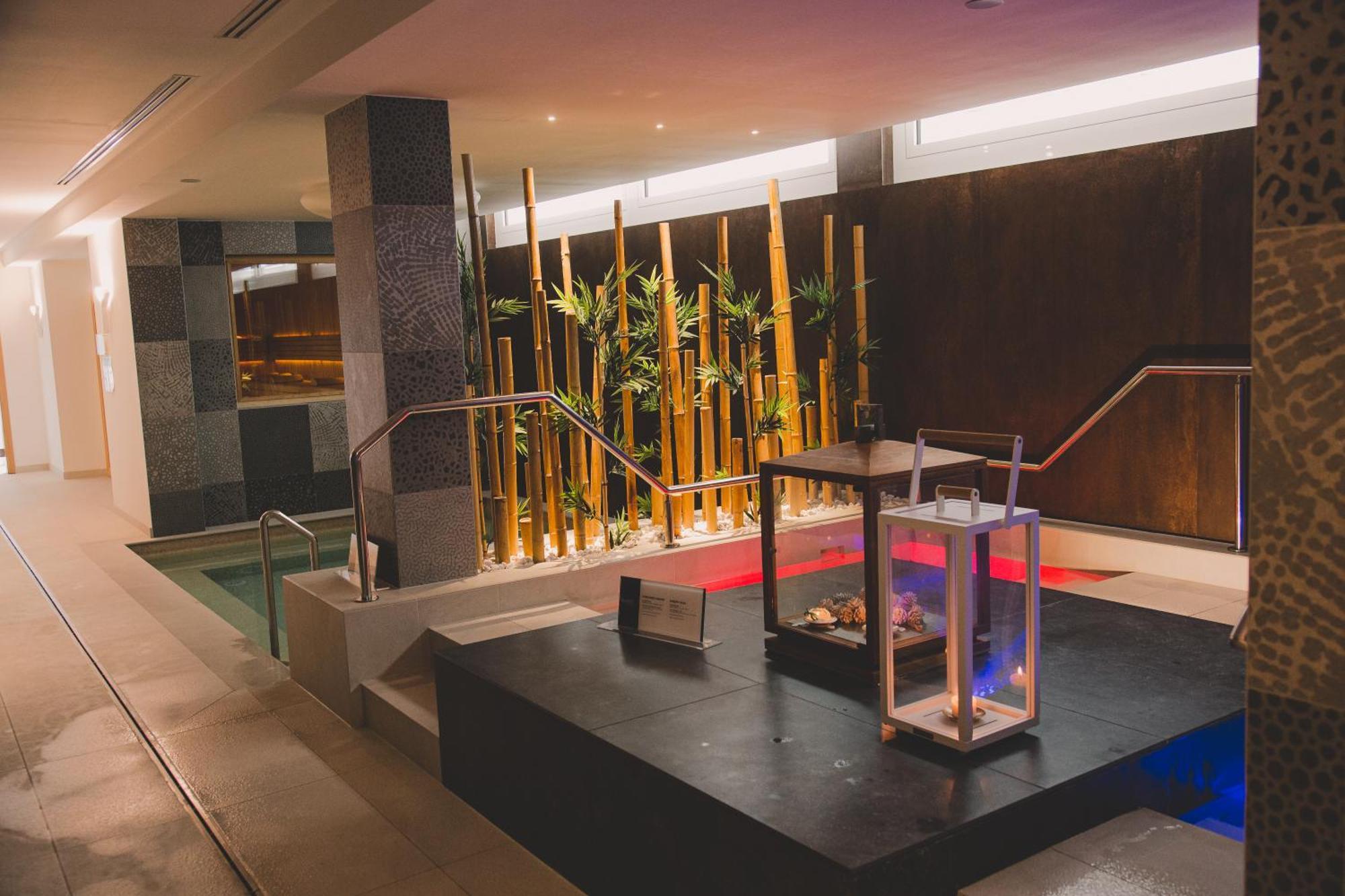 The Green Park Hotel Wellnessspa & Restaurant Кавалино-Трепорти Екстериор снимка